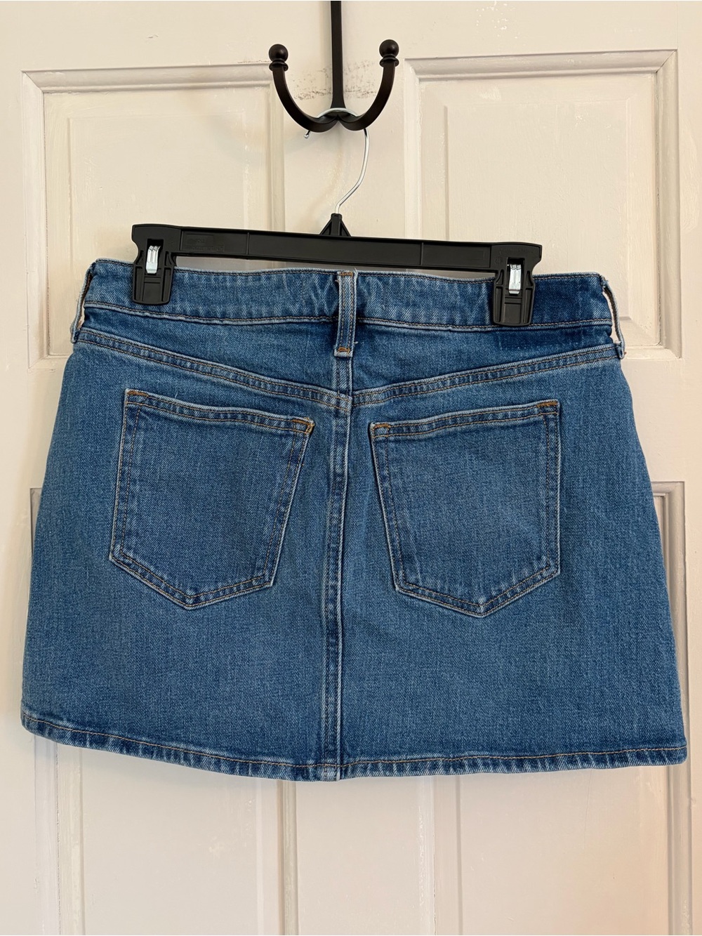 Abercrombie & Fitch Denim Mini Skirt Mid Rise Curve Love Medium Wash Size 26 - Picture 2 of 5